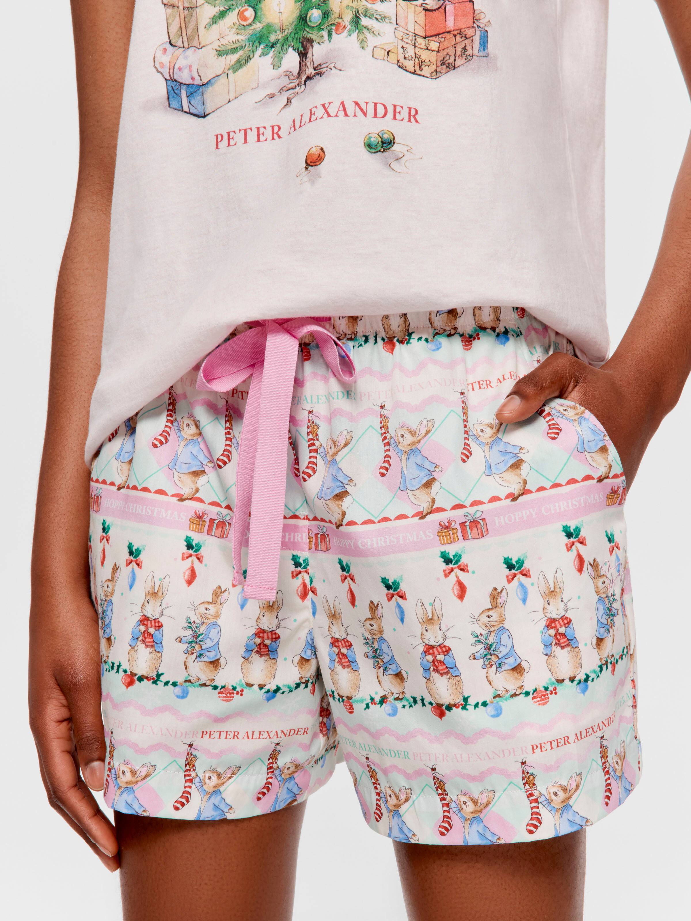 Peter Rabbit Christmas 100% Cotton Relaxed Mid Short