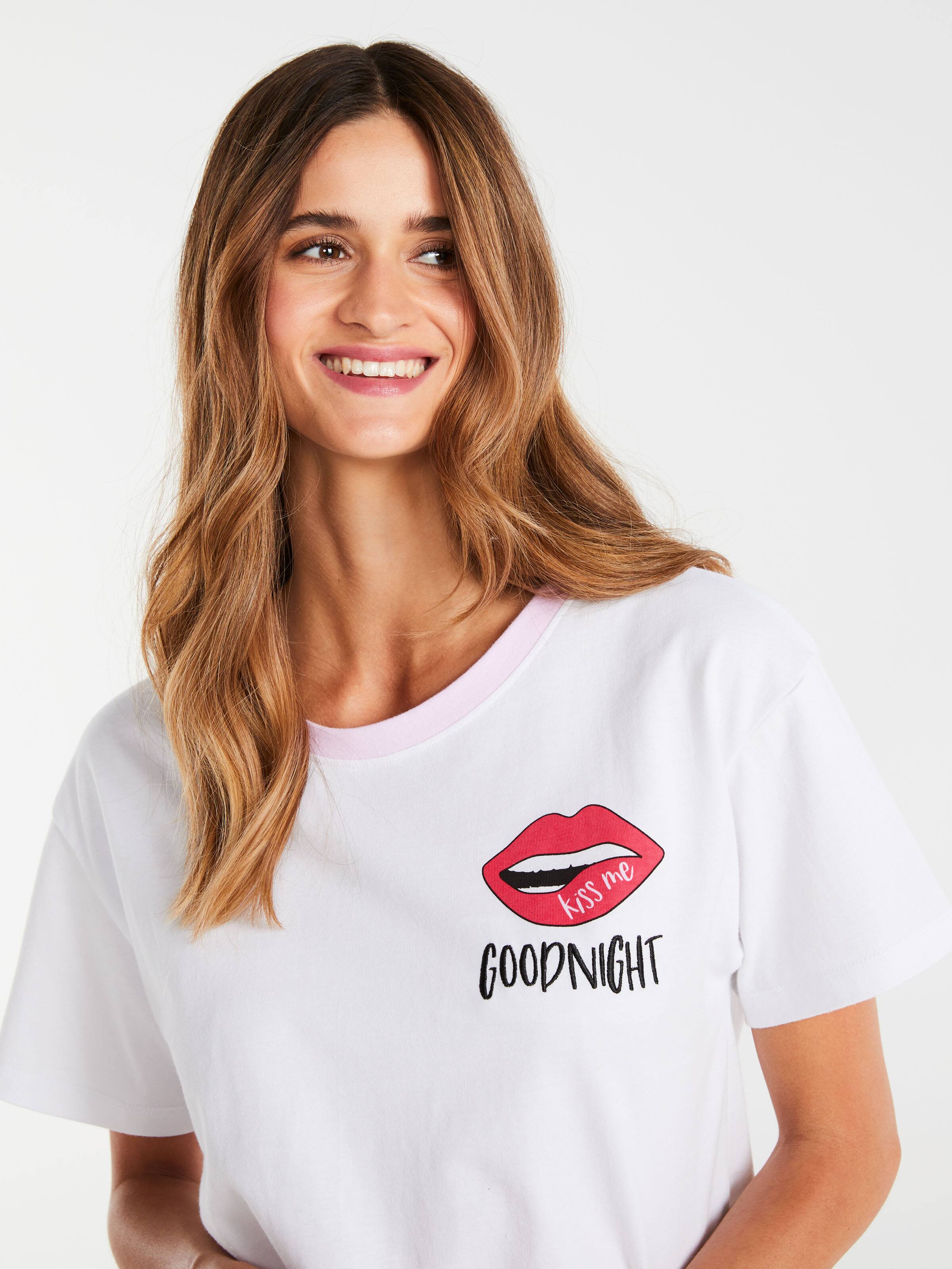 Kiss Me Goodnight Tee