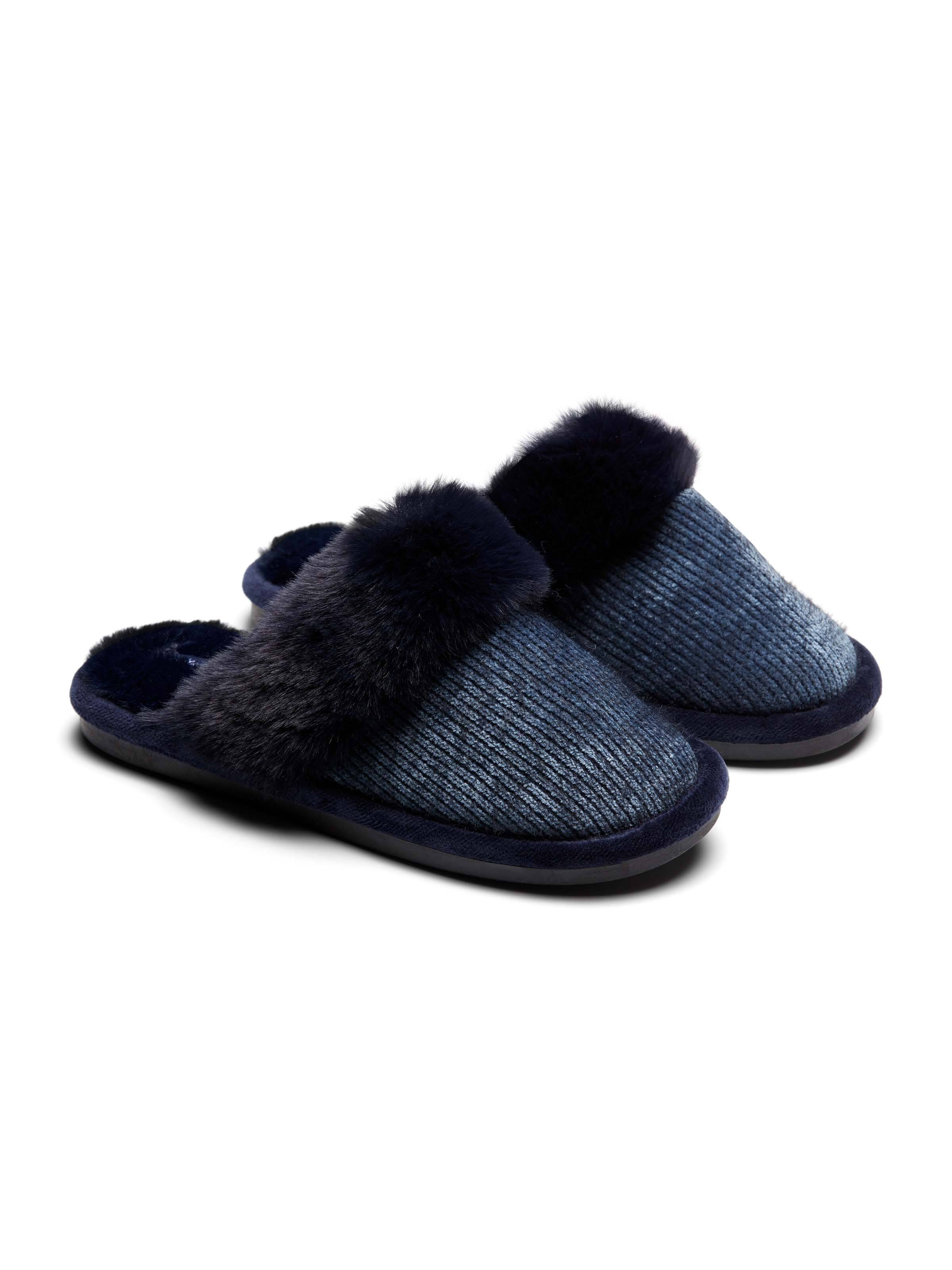 Rib Knit Fur Scuff