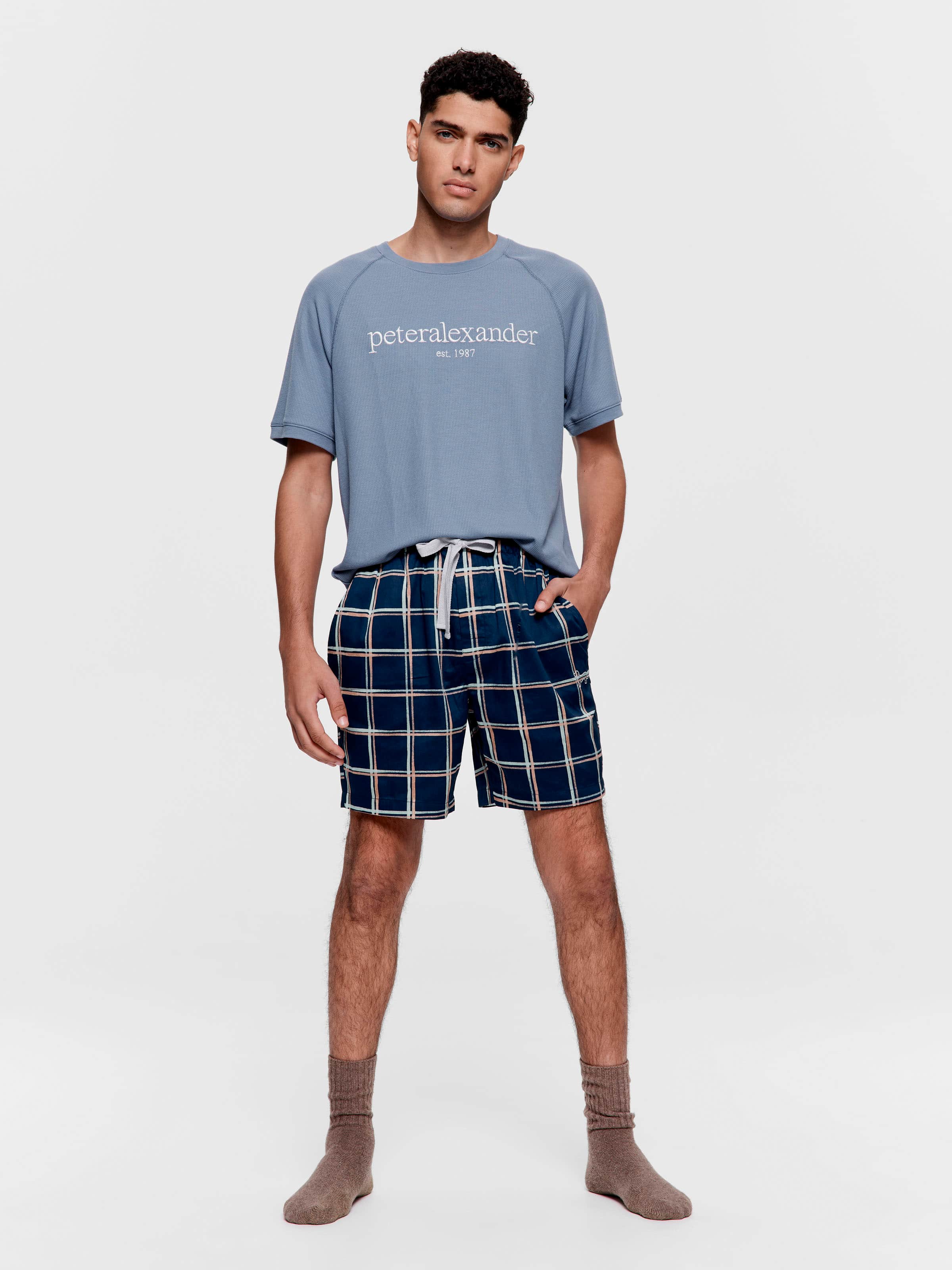 Windowpane Mid Short