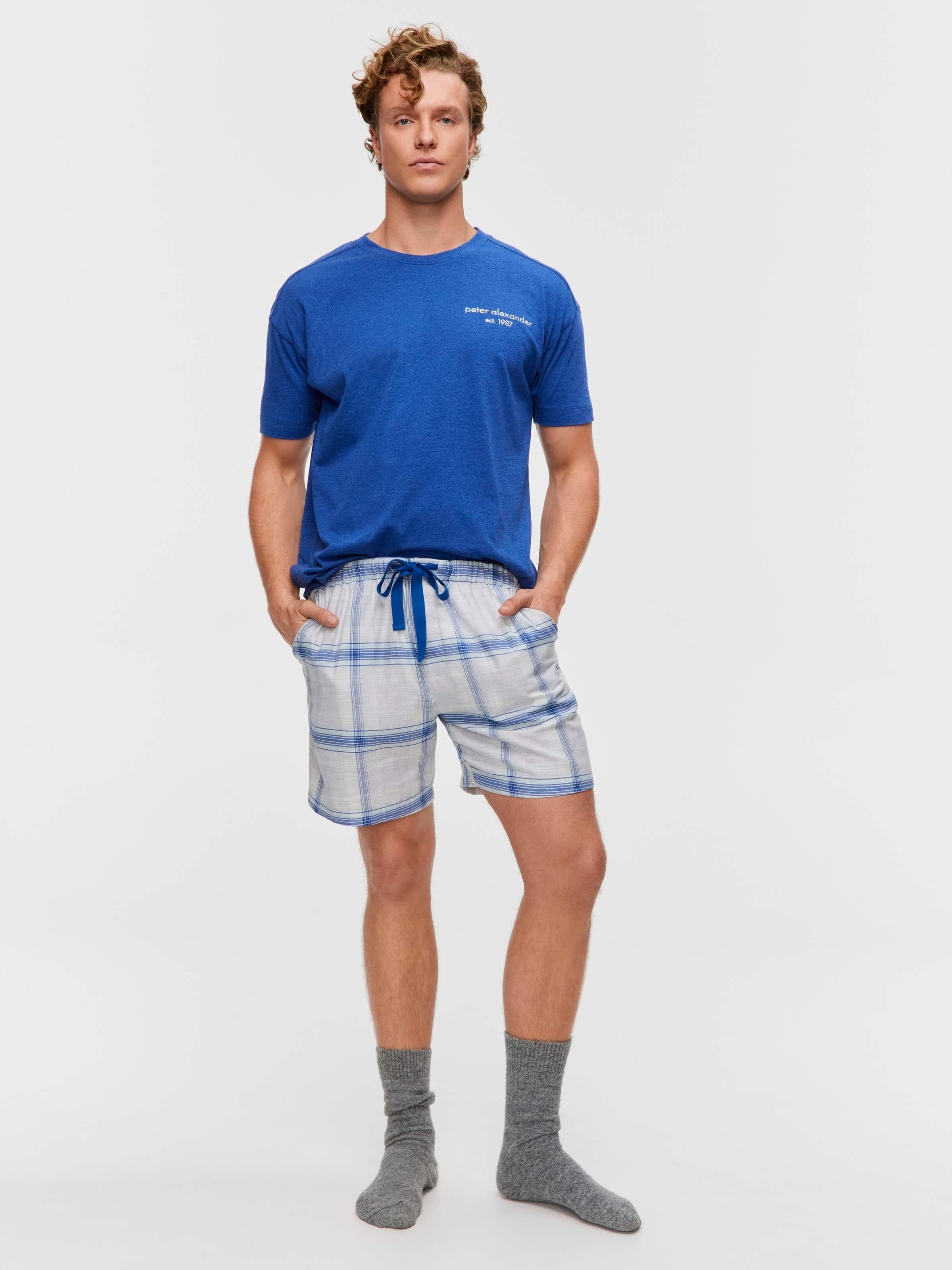 Navy Check Mid Short