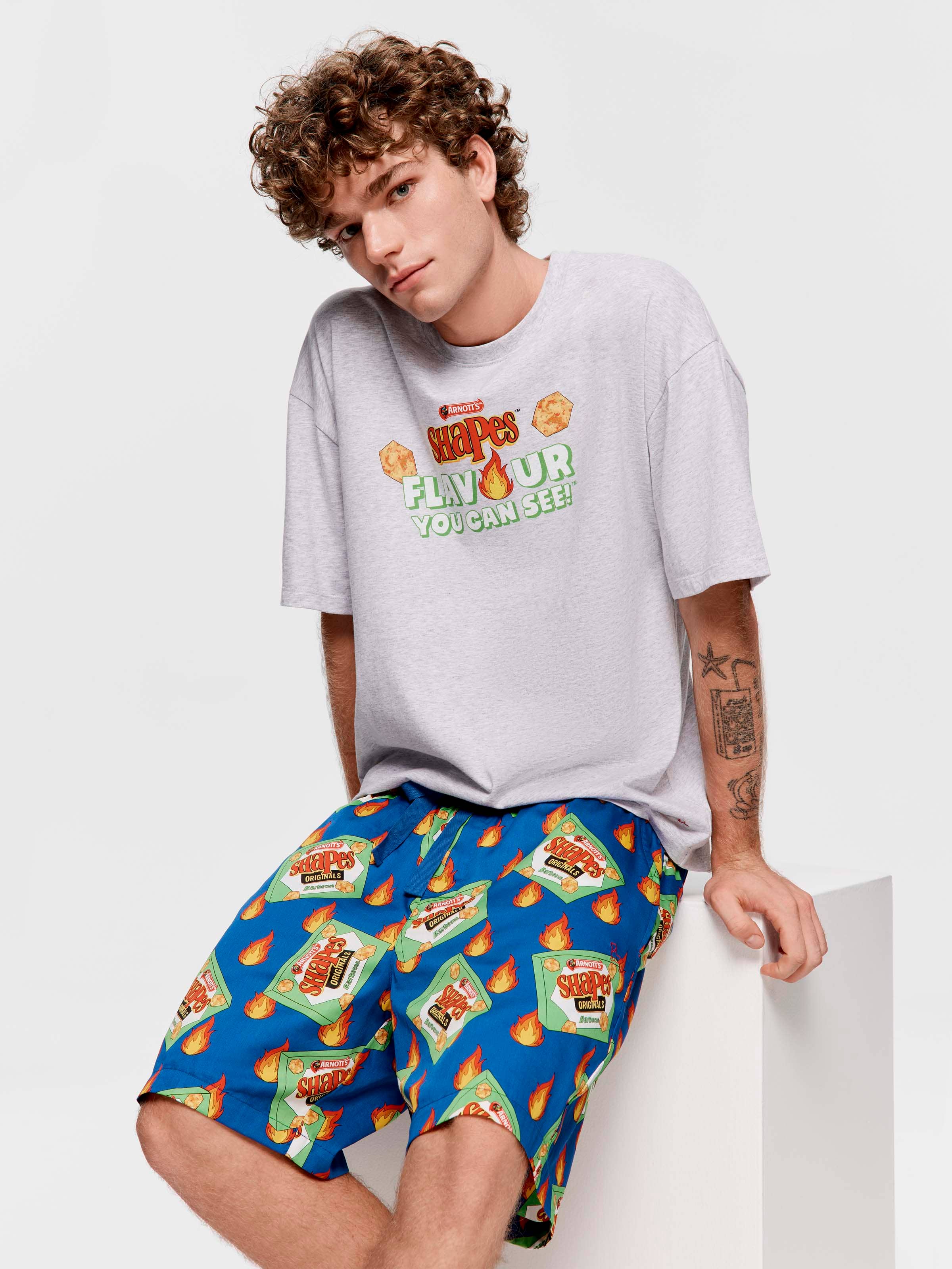 Arnott's Bbq Shapes 100% Cotton Mid Short