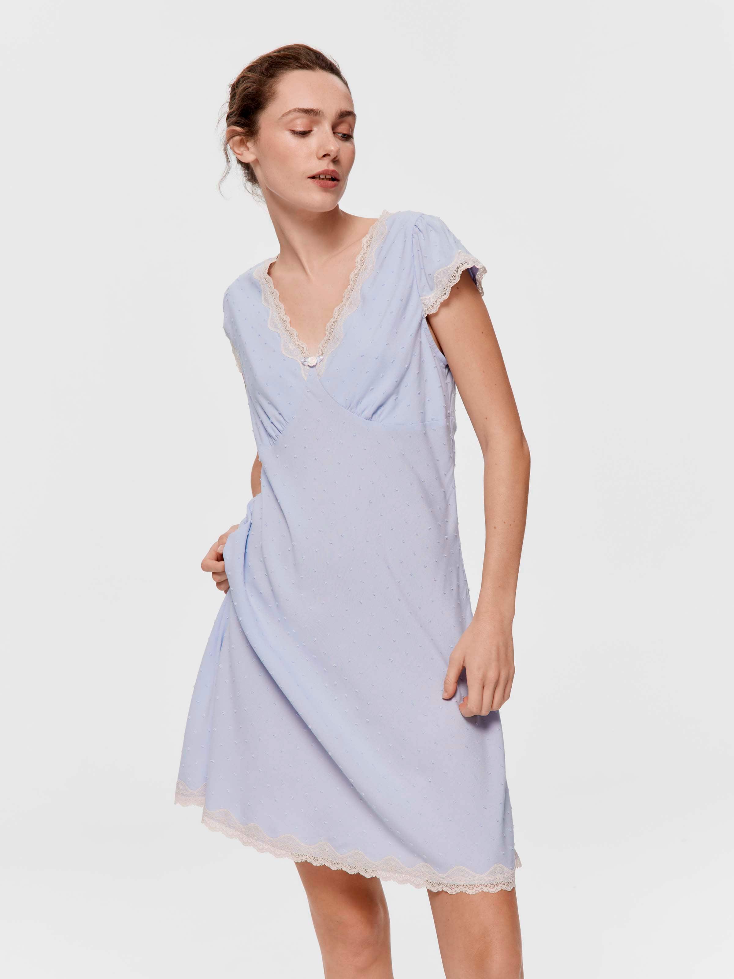 Vintage Lace Trim Fashion Nightie