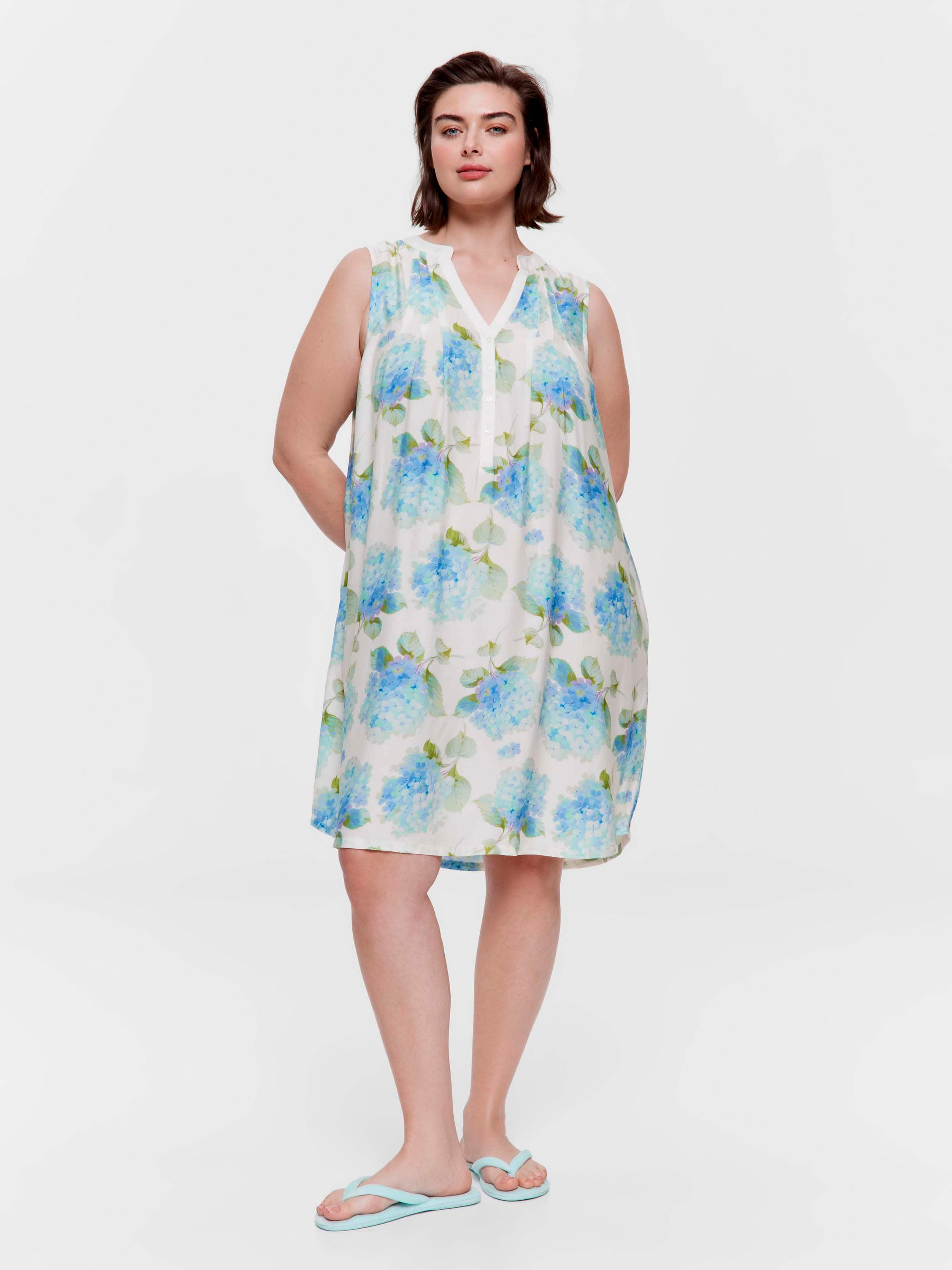 P.A. Plus Hydrangea Henley Fashion Nightie