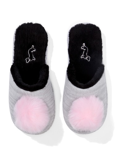Pom Pom Scuff